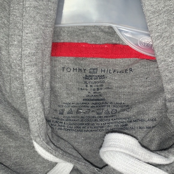 Tommy Hilfiger sleep wear hoodie - Picture 4 of 5